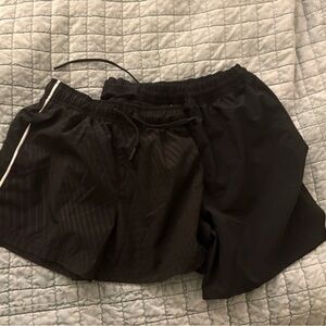 2 Pairs boy’s athletic shirts - black Small